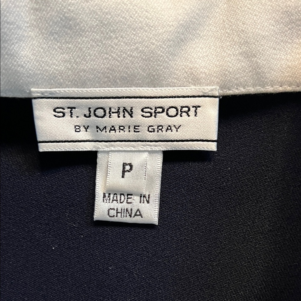 St. John Sport Navy Blazer with White Trim – Petite - Picture 2 of 14